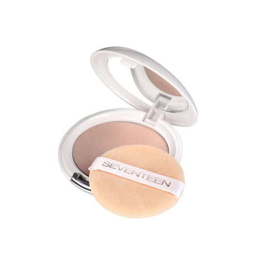 Seventeen Natural Silky Compact Powder SPF15 بودرة حجر